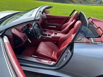 Aston Martin DB9 Volante Touchtronic — Cabriolet de prestige, 58 000 km, sans accident — Miniature 9