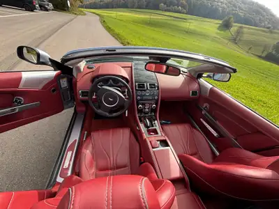 Aston Martin DB9 Volante Touchtronic — Cabriolet de prestige, 58 000 km, sans accident — Miniature 10