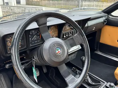 Alfa Romeo GTV 6 2.5 — Coupé sportif italien vintage, 57'000 km seulement — Miniatur 14