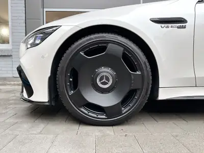 Mercedes-AMG GT 4 63 S 4Matic+ — Hypersportive 4 places, 639 ch et 32'000 km seulement — Miniature 8