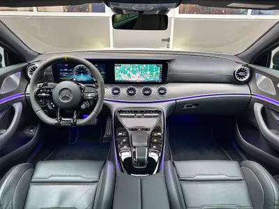 Mercedes-AMG GT 4 63 S 4Matic+ — Hypersportive 4 places, 639 ch et 32'000 km seulement — Miniature 10