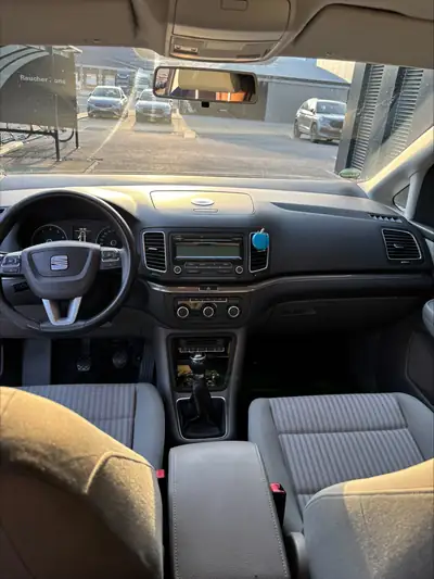 SEAT Alhambra 1.4 TSI Style Eco — Monospace familial spacieux, pneus neufs inclus — intérieur