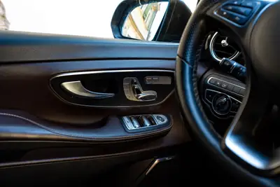 Mercedes-Benz V 250 d Swiss Edition — Monospace premium 7 places, diesel économique — Miniatura 14