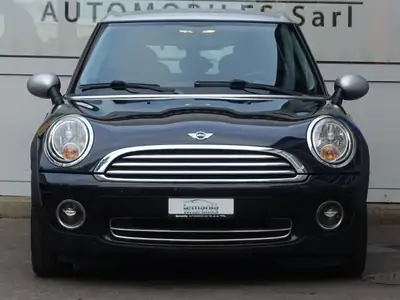 MINI Clubman Cooper Steptronic — Compacte polyvalente, boîte auto, sans accident — rear view