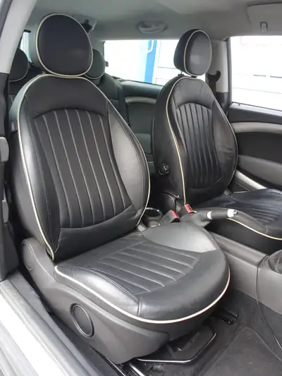 MINI Clubman Cooper Steptronic — Compacte polyvalente, boîte auto, sans accident — Thumbnail 10