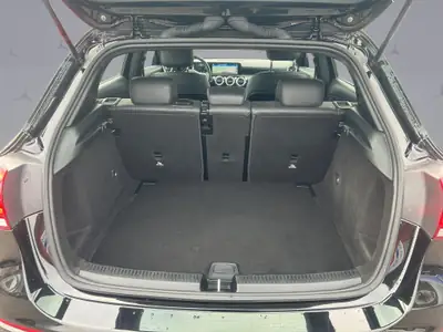 Mercedes-Benz Classe A 200 d Style — Diesel efficace, design affirmé, 75 000 km — Miniature 18