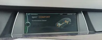 BMW 530 Gran Turismo 530d GT Sport 4x4 — Monospace premium diesel, traction intégrale xDrive — Miniatura 13