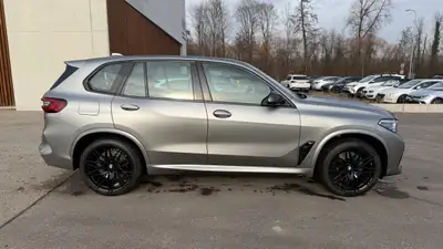BMW X5 M Competition First Edition 1/250 — Le SUV haute performance de référence — Innenraum