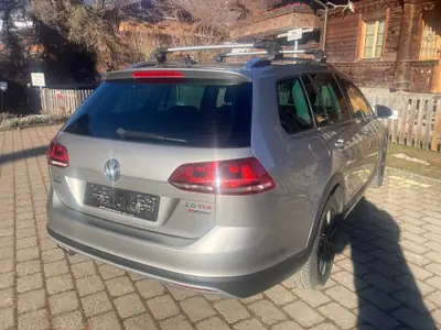 VW Golf Alltrack 4Motion DSG — SUV compact polyvalent, tous terrains, entretien neuf — arrière