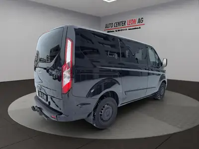 Ford Transit Custom 320 L1H1 — Utilitaire polyvalent 8 places, automatique et fiable — détail