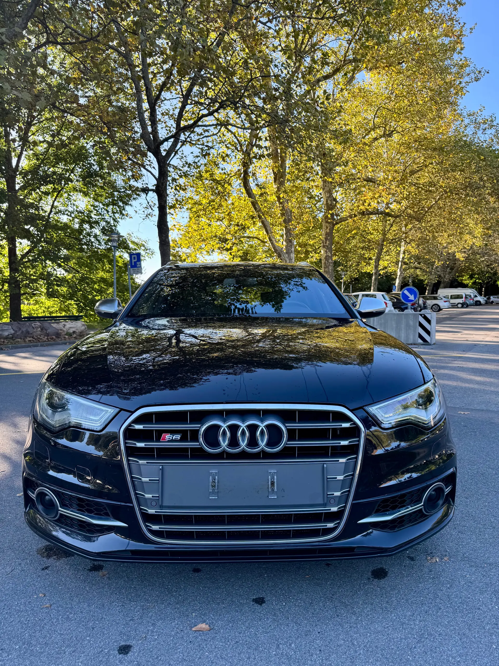 Audi S6 Avant 4.0 TFSI V8 quattro — Break sportif 420 ch, entretien impeccable — Außenansicht