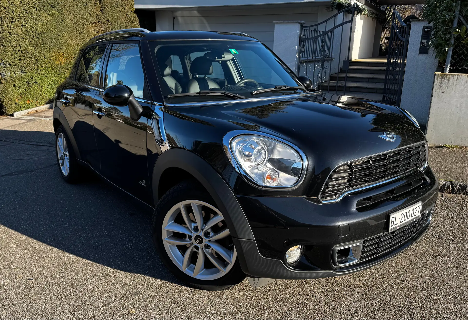 MINI Countryman Cooper SD ALL4 — SUV compact diesel, 4×4 intégral, 41000 km — vue extérieure