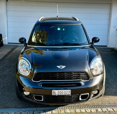 MINI Countryman Cooper SD ALL4 — SUV compact diesel, 4×4 intégral, 41000 km — arrière