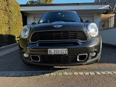 MINI Countryman Cooper SD ALL4 — SUV compact diesel, 4×4 intégral, 41000 km — tableau de bord