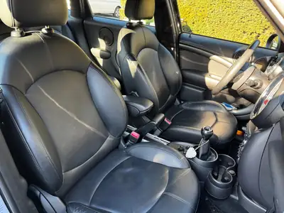 MINI Countryman Cooper SD ALL4 — SUV compact diesel, 4×4 intégral, 41000 km — Miniature 10