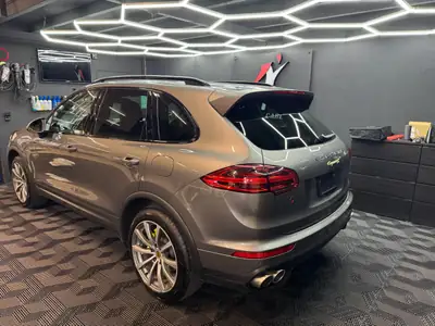 Porsche Cayenne S E-Hybrid — SUV rechargeable performant, 191 000 km, sans sinistre — dashboard