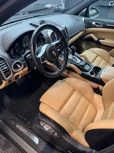 Porsche Cayenne S E-Hybrid — SUV rechargeable performant, 191 000 km, sans sinistre — Thumbnail 8