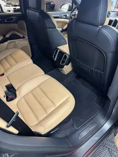 Porsche Cayenne S E-Hybrid — SUV rechargeable performant, 191 000 km, sans sinistre — Thumbnail 11