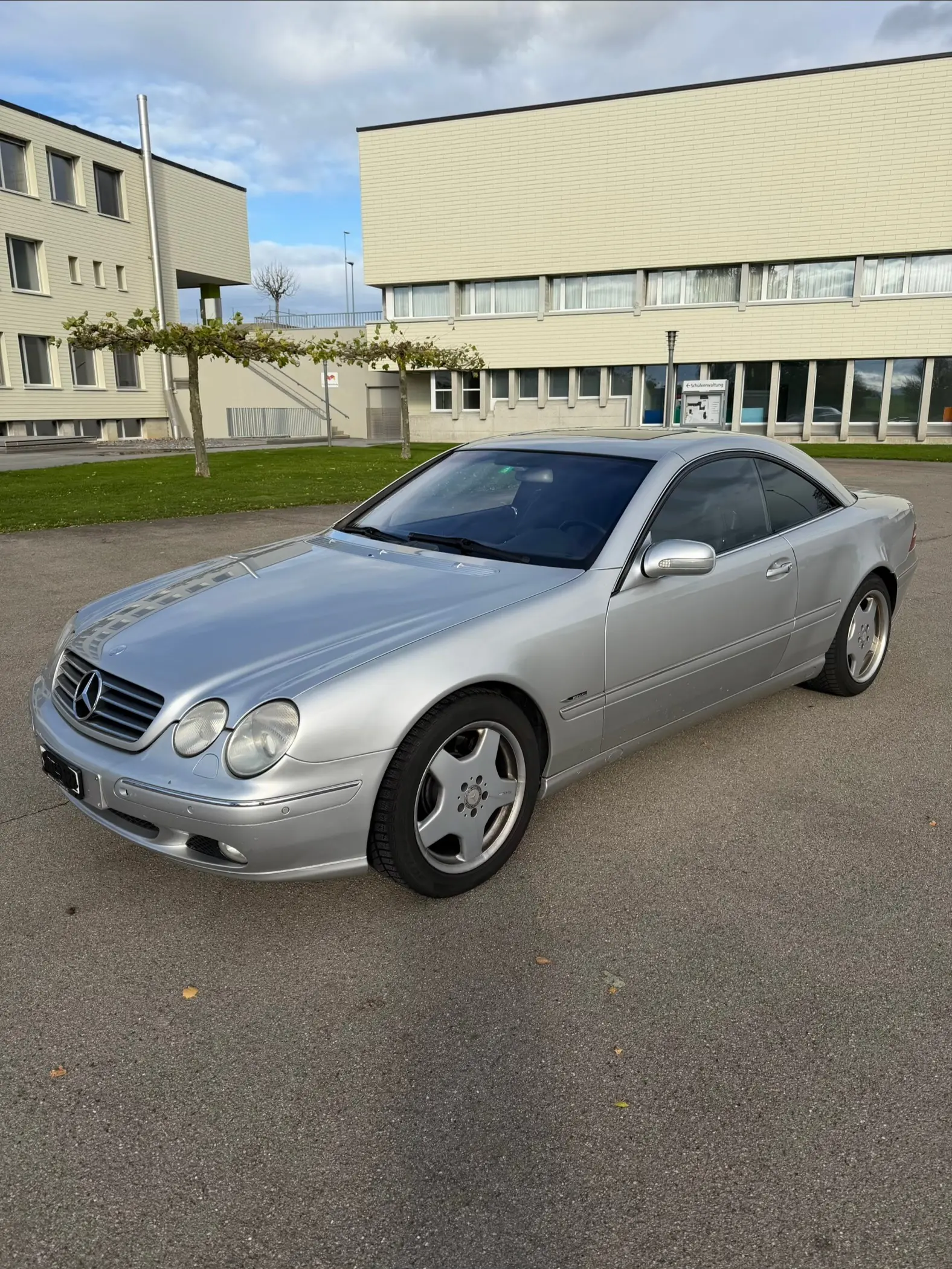 Mercedes-Benz CL 55 AMG — Coupé de prestige, 360 ch et design mythique — Außenansicht
