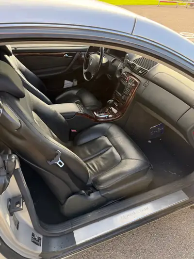 Mercedes-Benz CL 55 AMG — Coupé de prestige, 360 ch et design mythique — Heckansicht