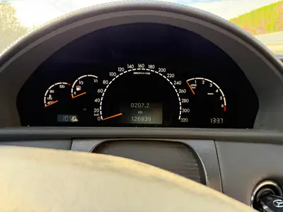 Mercedes-Benz CL 55 AMG — Coupé de prestige, 360 ch et design mythique — Innenraum