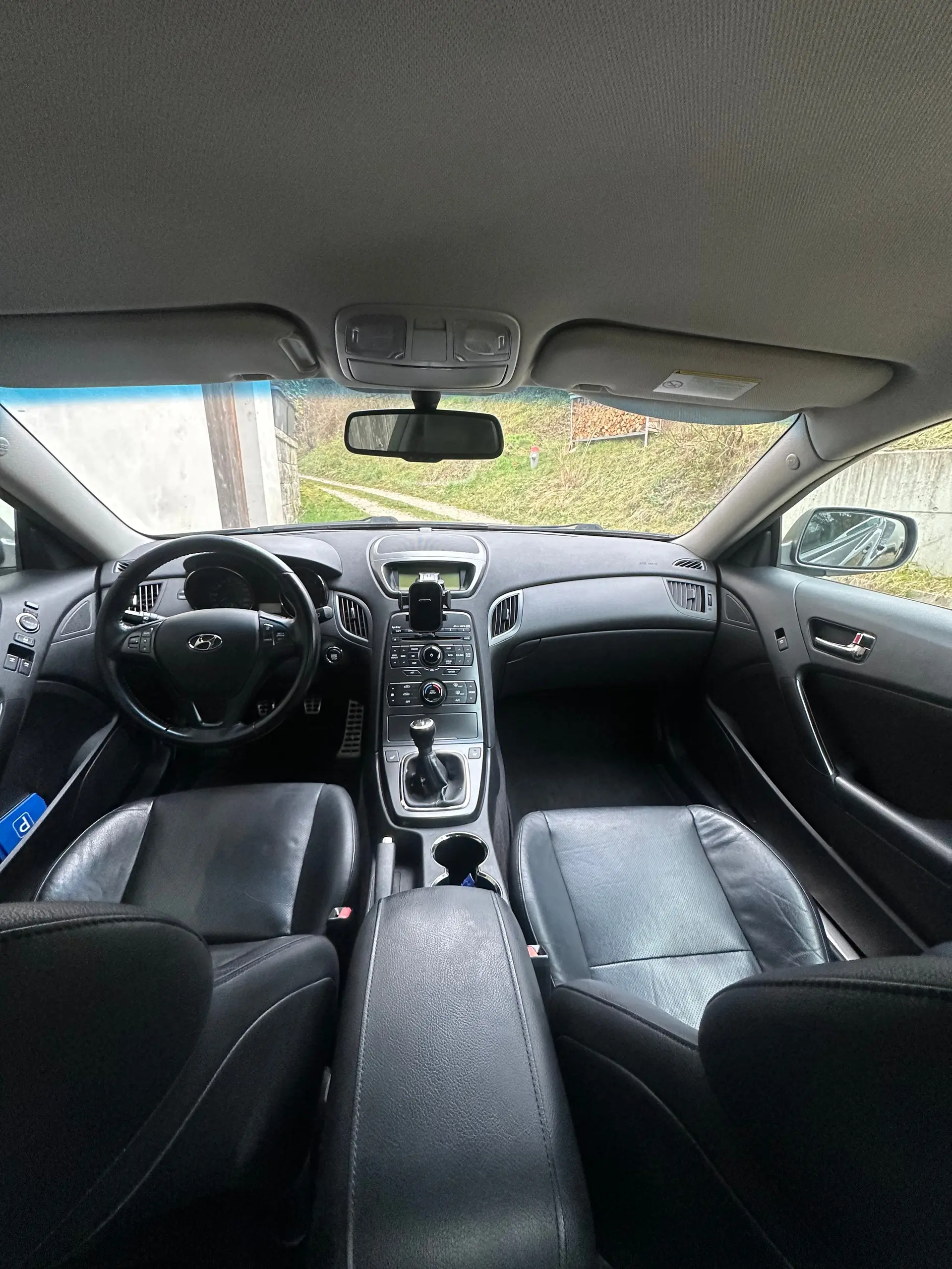 Hyundai Genesis 2011 occasion Lüscherz — 5