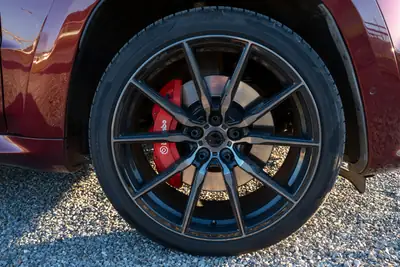 Jeep Grand Cherokee 6.4 V8 HEMI SRT8 — Muscle SUV américain, 468 ch et entretien gratuit — Miniatur 7