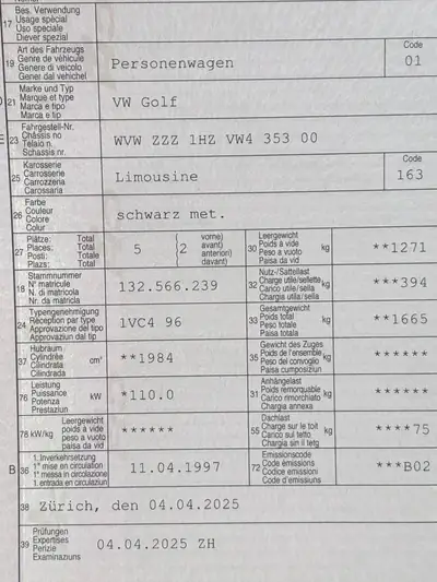 VW Golf 2000 GTI 16V Edition — Sportive des années 90, moteur 150 ch et équipements premium — Miniatura 18