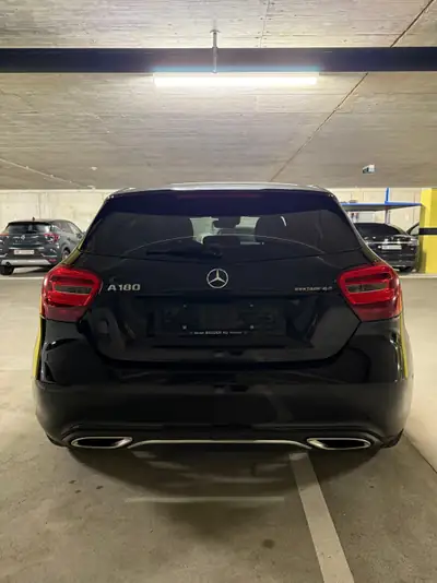 Mercedes-Benz Classe A 180 Urban — Berline compacte élégante, 99'000 km, sans accident — Thumbnail 9