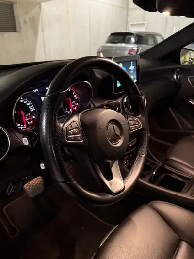 Mercedes-Benz Classe A 180 Urban — Berline compacte élégante, 99'000 km, sans accident — Thumbnail 14