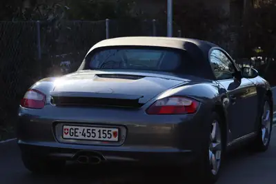 Porsche Boxster S 3.4 — Roadster emblématique, boîte manuelle authentique — Miniatur 7
