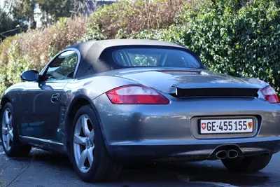 Porsche Boxster S 3.4 — Roadster emblématique, boîte manuelle authentique — Miniatur 9