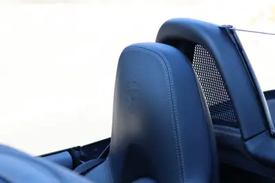 Porsche Boxster S 3.4 — Roadster emblématique, boîte manuelle authentique — Miniatur 18