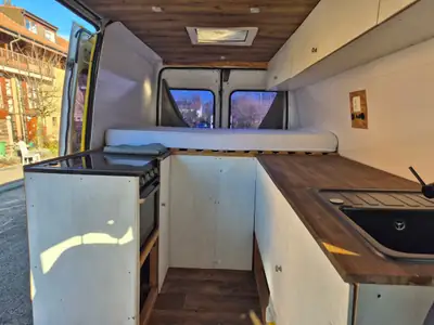 FIAT Ducato 15 2.3 JTD — Utilitaire robuste, 164'000 km, motorisation fiable — interni