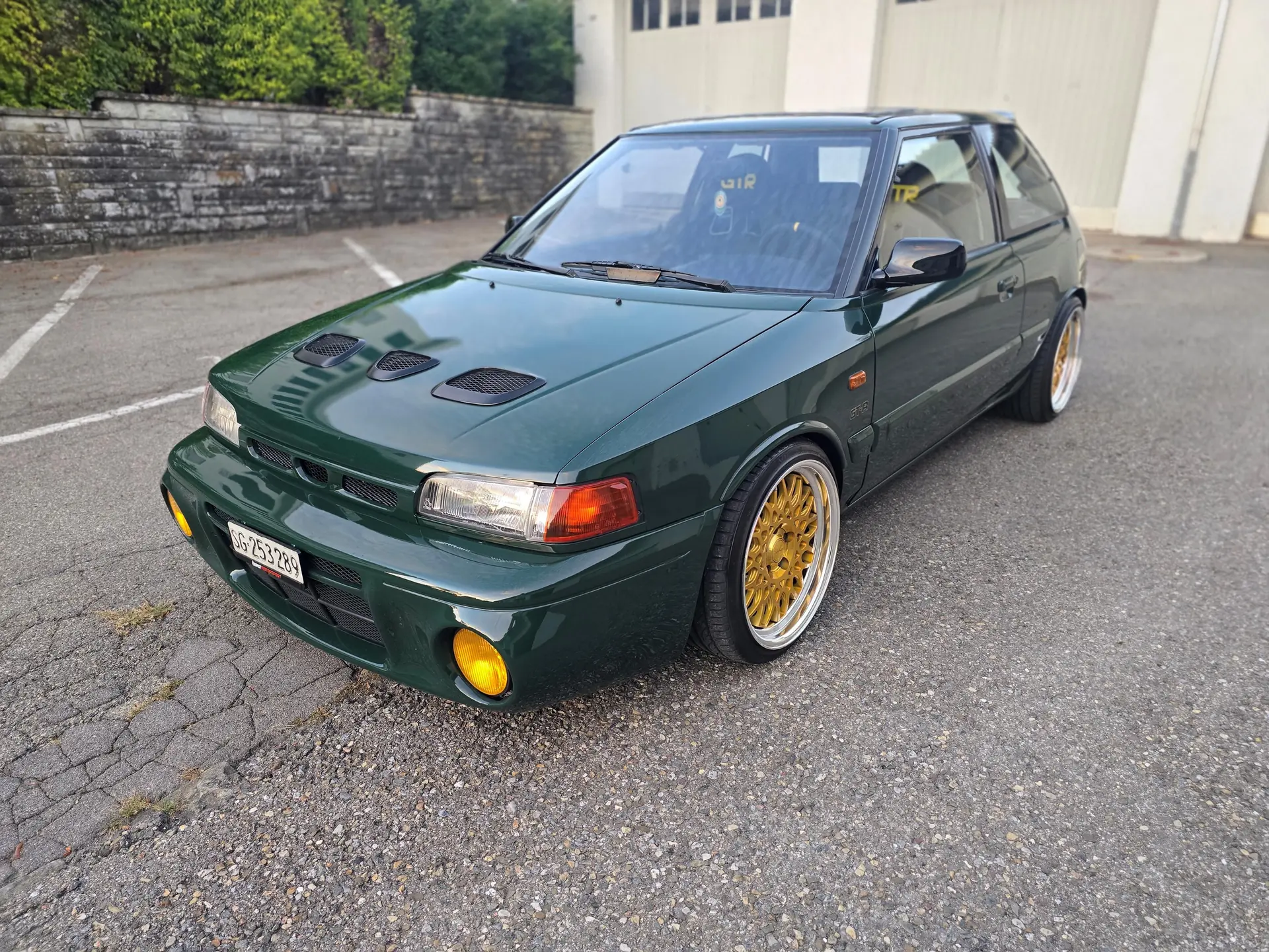 Mazda 323 1993 occasion Ermenswil — 1