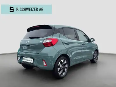 Hyundai i10 1.2 Amplia — Citadine polyvalente, transmission automatique, quasi neuve — tableau de bord
