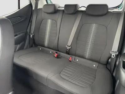 Hyundai i10 1.2 Amplia — Citadine polyvalente, transmission automatique, quasi neuve — Miniature 10