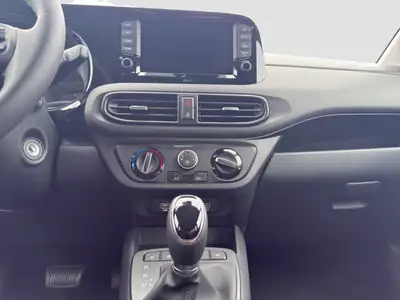Hyundai i10 1.2 Amplia — Citadine polyvalente, transmission automatique, quasi neuve — Miniature 12