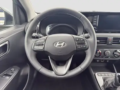 Hyundai i10 1.2 Amplia — Citadine polyvalente, transmission automatique, quasi neuve — Miniature 13