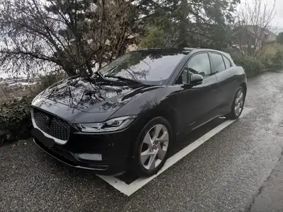 Jaguar I-PACE EV400 First Edition AWD — SUV électrique premium, 85'000 km seulement — dashboard