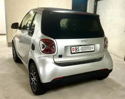 Smart Fortwo EQ Cabrio Prime — Cabriolet électrique 100% zéro émission — arrière