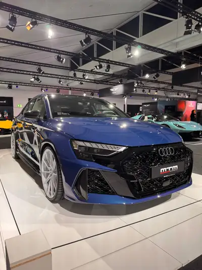 Audi RS3 Limousine 2025 — 542 ch tuning MTM, 3700 km, quattro S-tronic — fianco