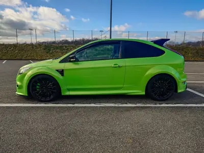 Ford Focus RS MK2 2010 — 305 ch turbo, légende sportive confirmée — fianco