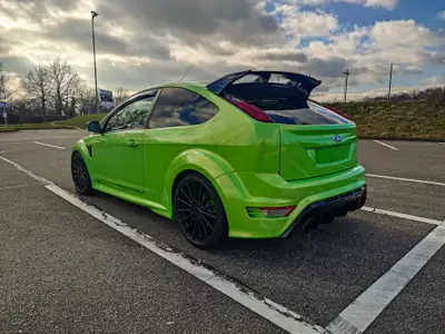 Ford Focus RS MK2 2010 — 305 ch turbo, légende sportive confirmée — vista posteriore