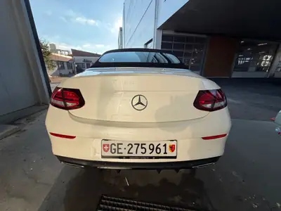 Mercedes-Benz C 200 AMG Line Cabriolet 4Matic — Décapotable sportive, 21'322 km seulement — cruscotto