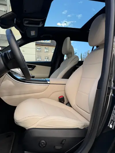 Mercedes-Benz GLC 200 4Matic — SUV hybride léger, première main suisse, très équipé — Miniature 9