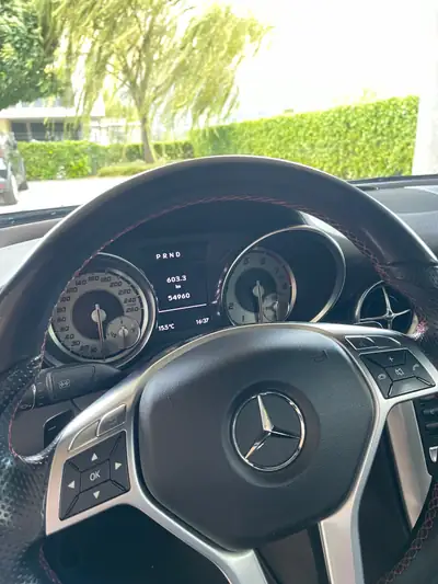 Mercedes-Benz SLK 250 7G-Tronic — Cabriolet sportif, 60'000 km, sans accident — vista posteriore