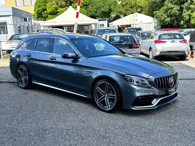 Mercedes-Benz C 63 S AMG — Performance extrême et élégance familiale en version break — Seitenansicht