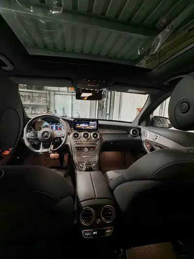 Mercedes-Benz C 63 S AMG — Performance extrême et élégance familiale en version break — Miniatur 9