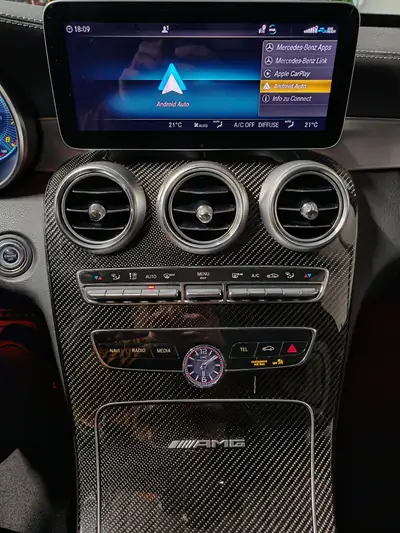 Mercedes-Benz C 63 S AMG — Performance extrême et élégance familiale en version break — Miniatur 15